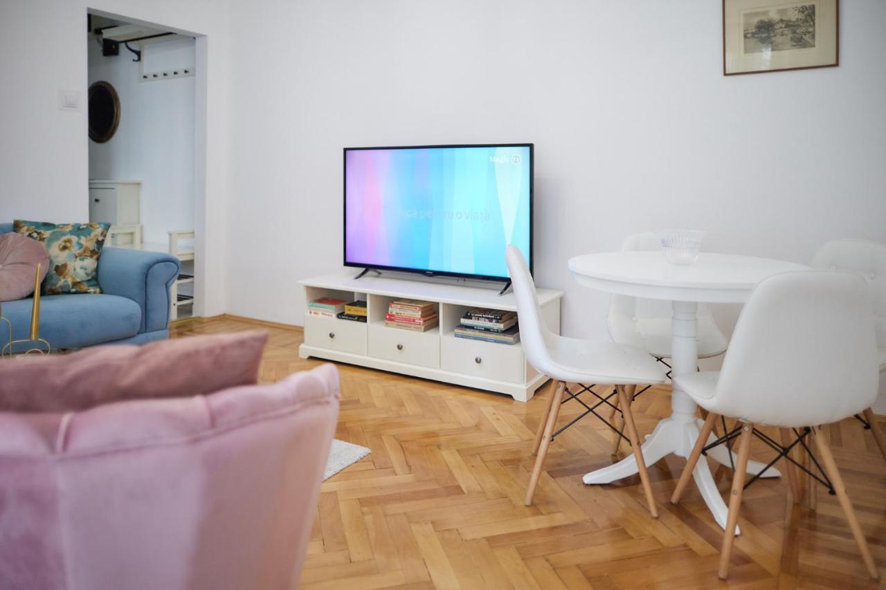 Apartamento Cozy In The Center Bucarest